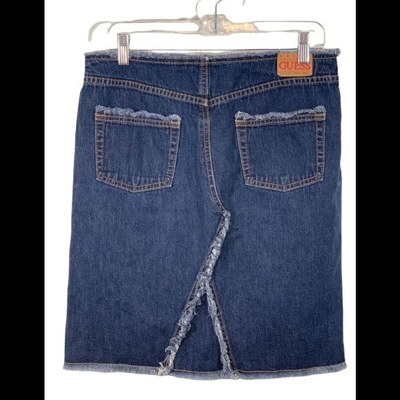 Vintage Guess Women’s Denim Skirt Raw Hem Fringe 90’s Y2K Pockets Size 30 - Picture 2 of 12